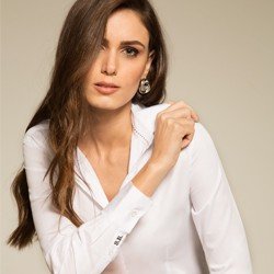 camisa social branca personalizada principessa ava modelo selecionado
