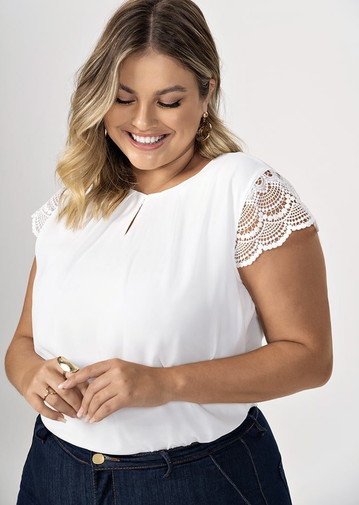 modelo de blusa plus size