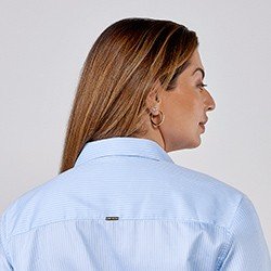 camisa feminina listrada azul branca joice costas pequeno plus