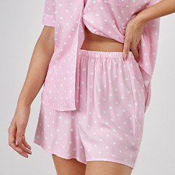 conjunto pijama rosa poa curto detalhes pequeno