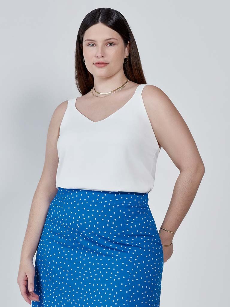 Calça Reta Plus Size em Alfaiataria Preta