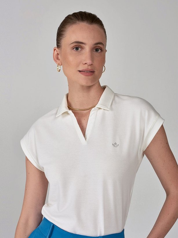 blusa polo off white com termocolante coroa nelci capa1