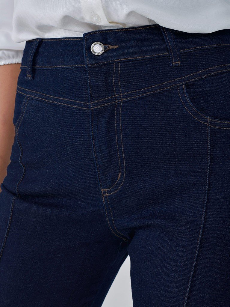 calca jeans wide leg pedrita detalhes