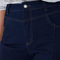 calca jeans wide leg pedrita pequeno detalhes
