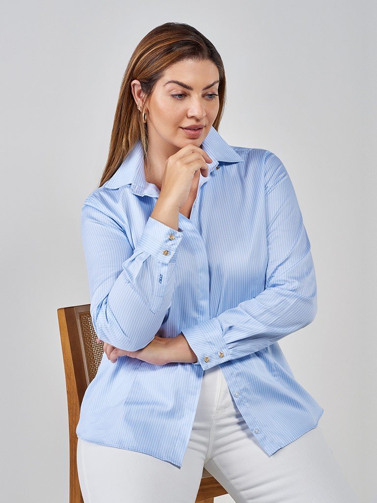 camisa feminina listrada azul branca joice look frente plus