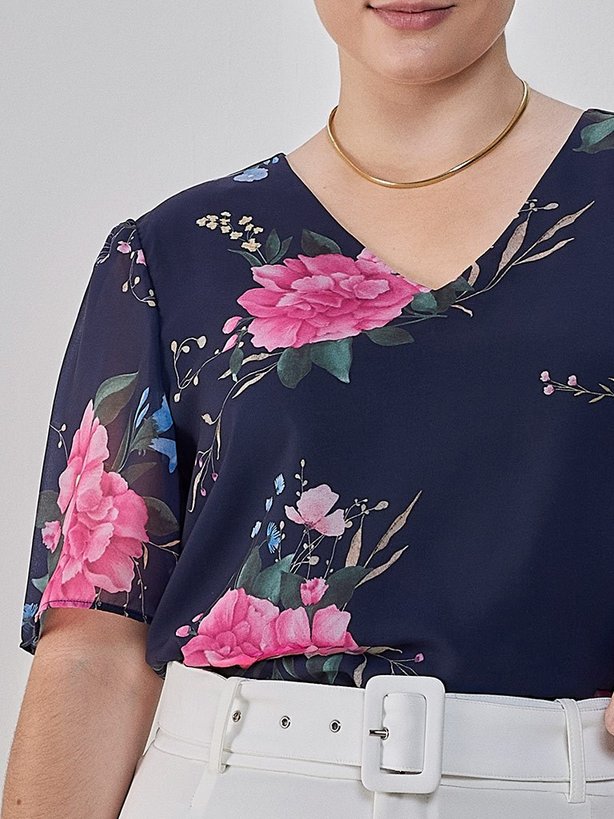 blusa marinho floral gimena plus detalhes