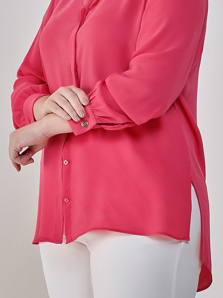 camisa coral plus size isabely detalhes