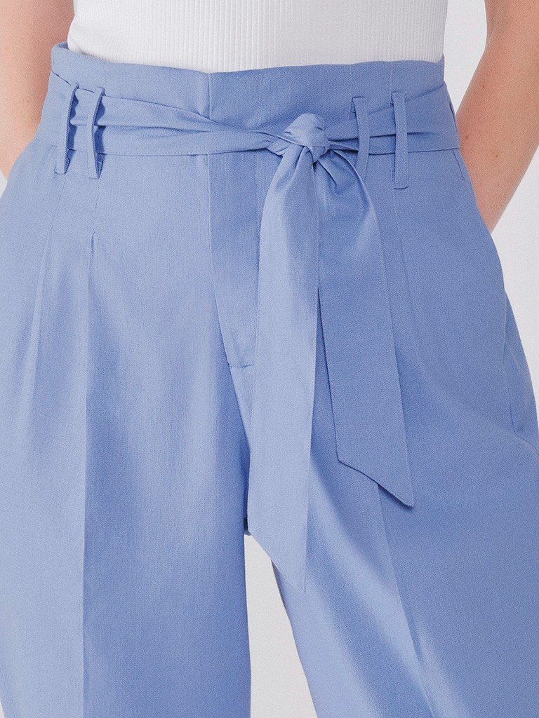 calca azul clochard detalhe