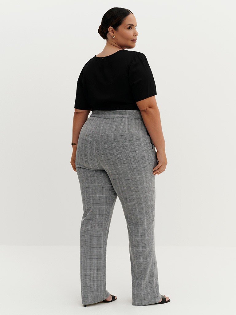 Calça Reta Regular Xadrez de Alfaiataria Plus Size Geise 