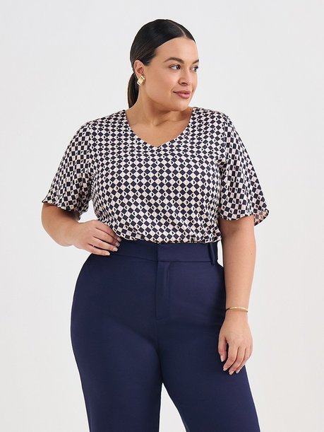 blusa cristiana frente plus size